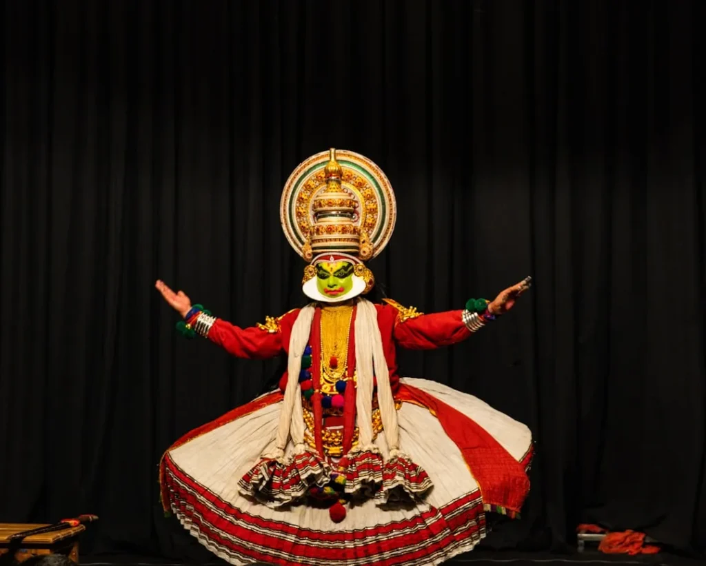 കഥകളി വേഷം - കേരള കലാമണ്ഡലം