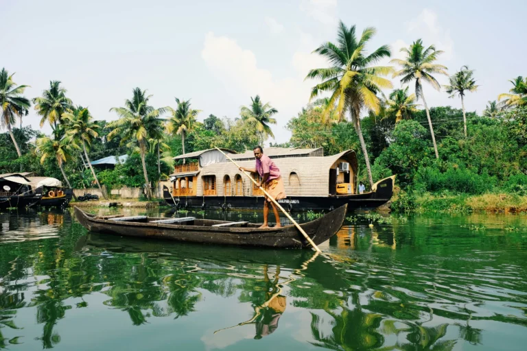 കേരളത്തിലെ ഗ്രാമീണ ടൂറിസം - കായൽ കാഴ്ച